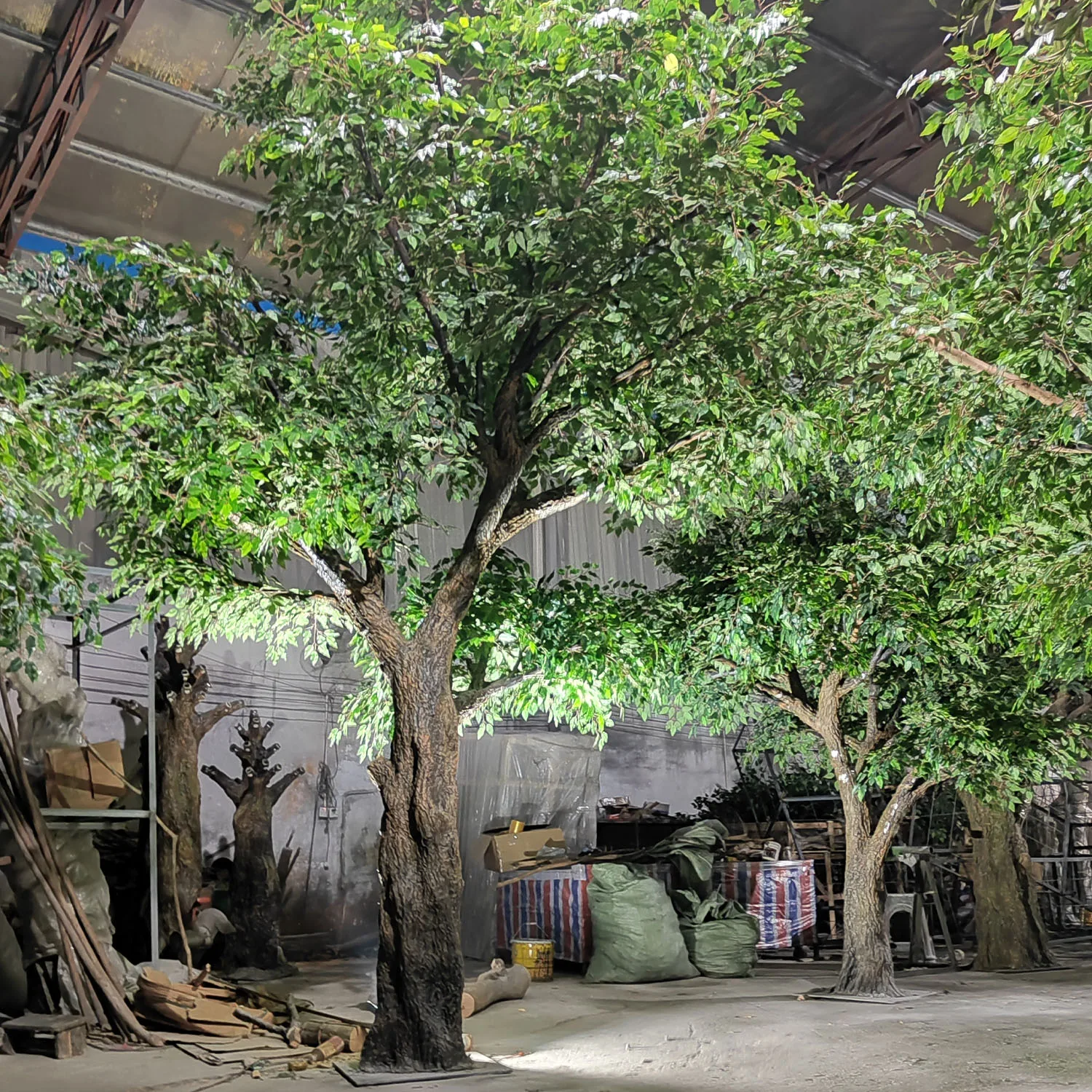 400Cm Large Indoor Artificial Green Tree Large Fiberglass Artificial Tree