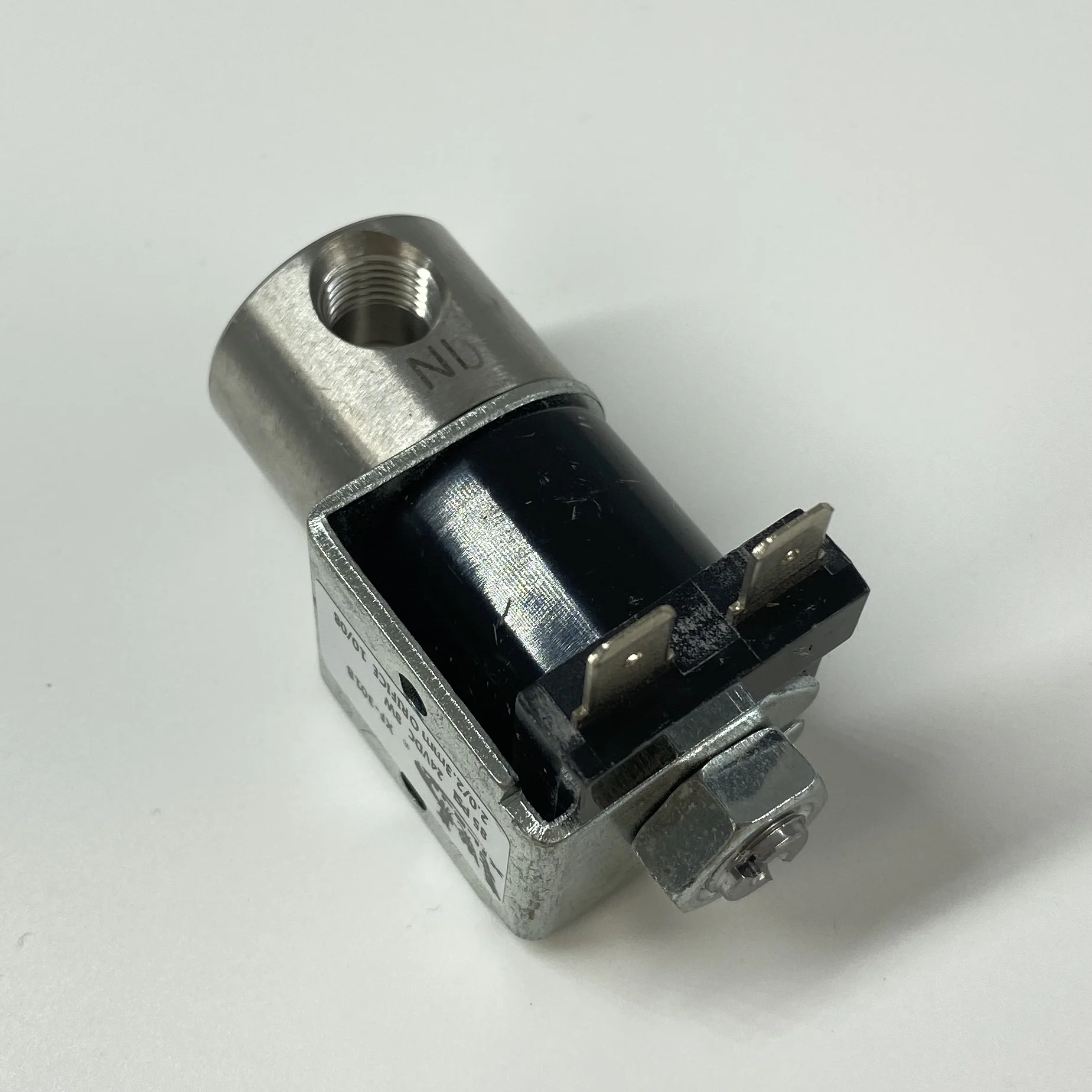 24VDC/переменного тока 3 Way сварочный аппарат газовый электромагнитный клапан управления при нормальной температуре 2 лет общего 1/8-27NPT XF-301B10 xilejia