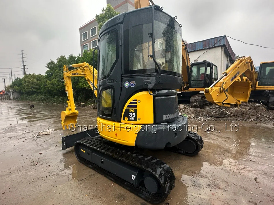 Экскаватор б/у KOMATSU PC35 3 тонны 2023 99% новая резиновая дорожка японская мини-ЭПА хорошее состояние Лидер продаж низкие рабочие часы PC35MR