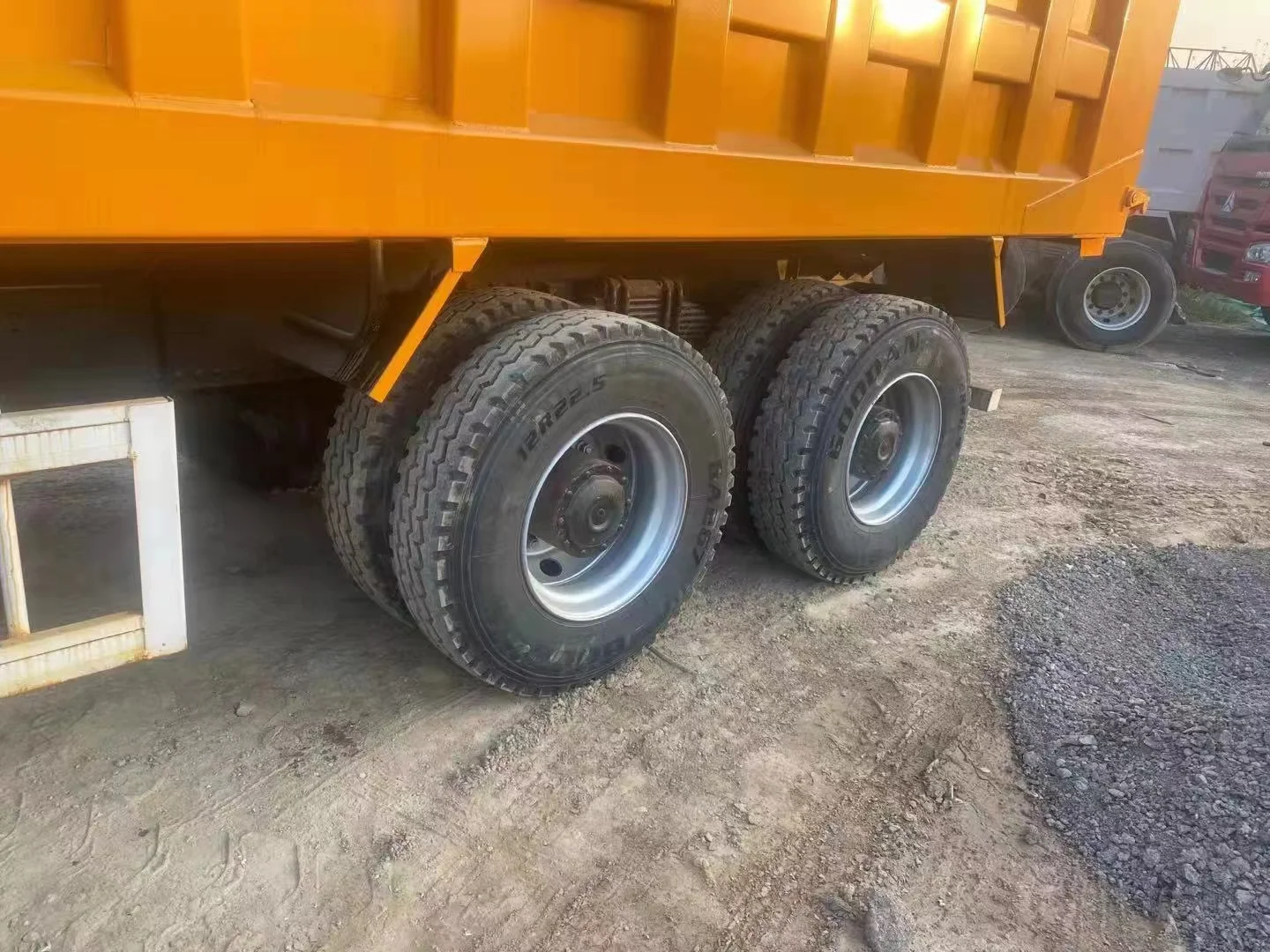 high performance F3000 Left Right Drive Customize Used Shacman Tipper Dump Truck