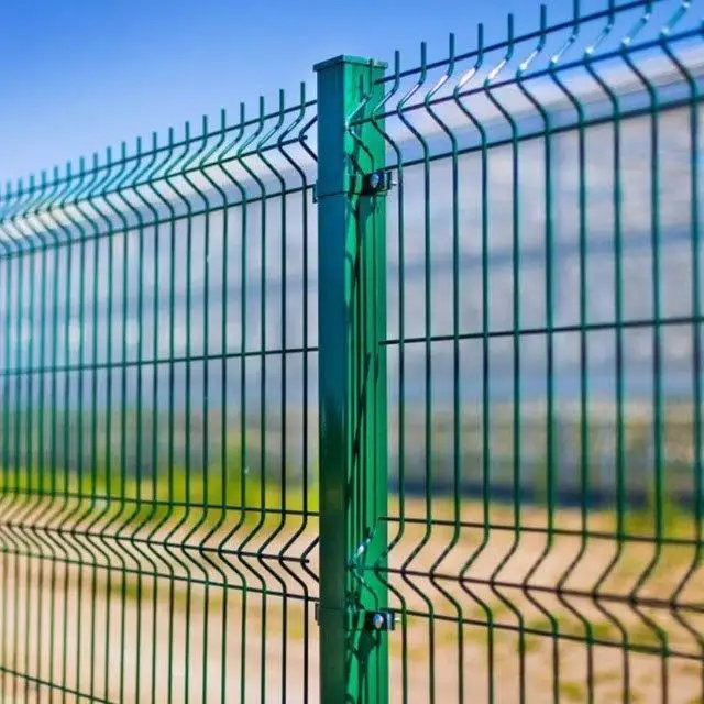 3D Curved Wire Mesh Fence Green Curvy Welded Mesh Customizable Farm Fencing with Powder Coated Frame Accessory