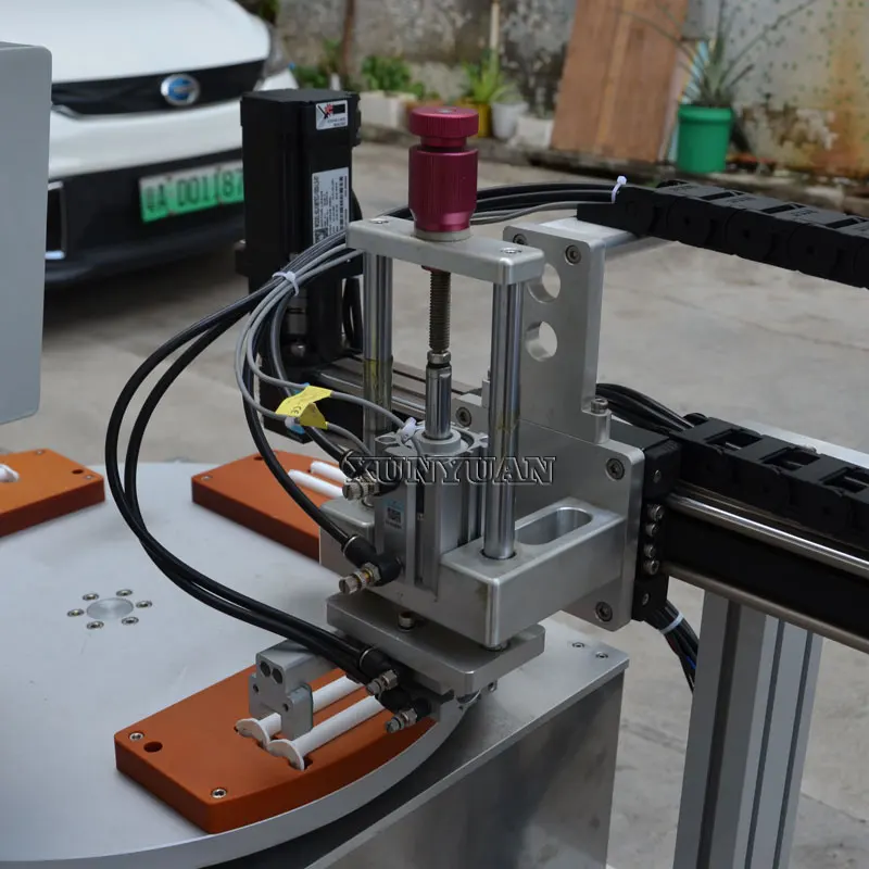 1-Color Ballpoint Pens Electric Cigarettes Logo Pad Printing Machine With Gripper Take-off To UV Tunnel Dryer