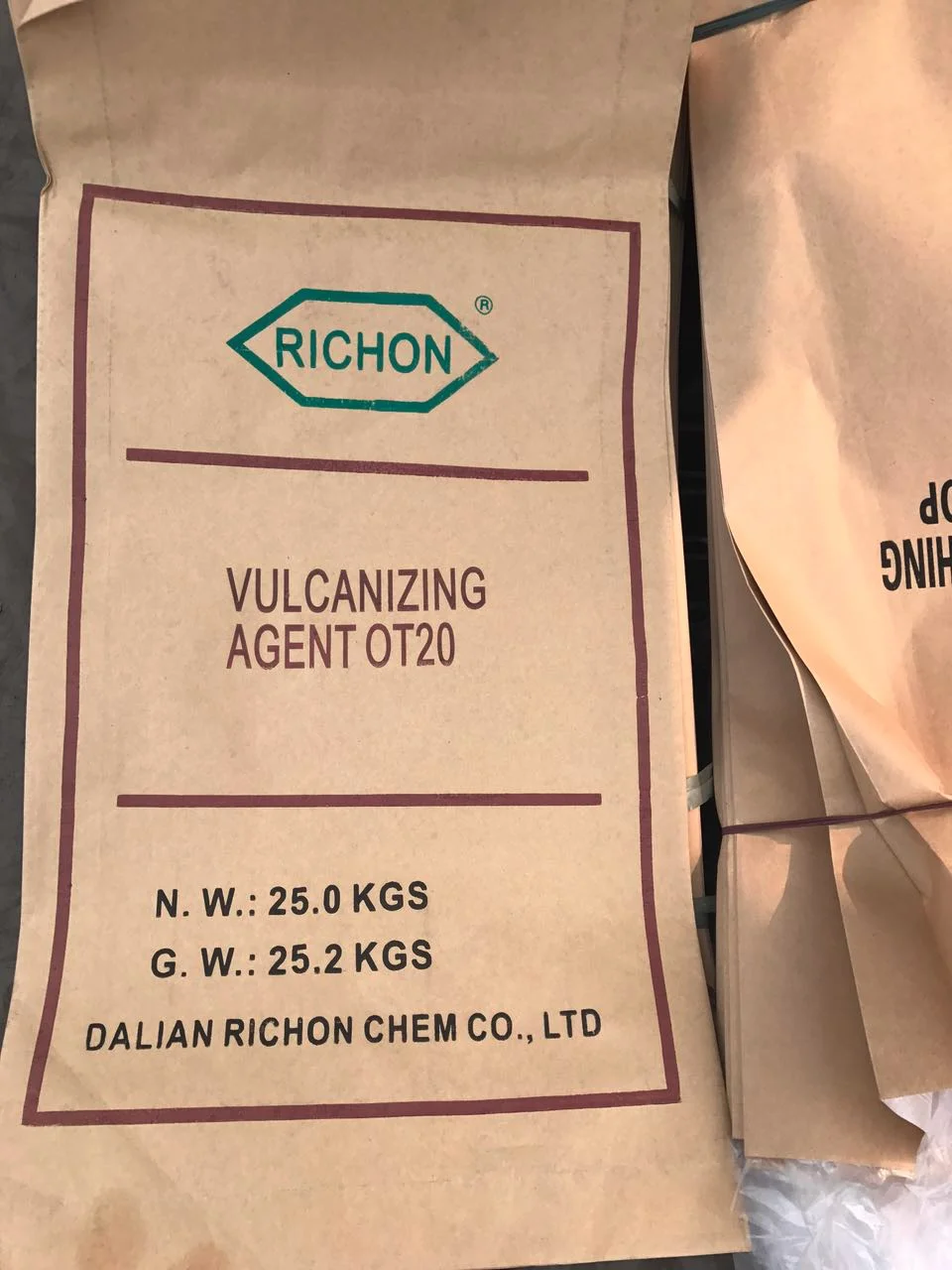 Best price Rubber Vulcanizing Agent  Insoluble Sulfur OT20  CAS No.:9035-99-8