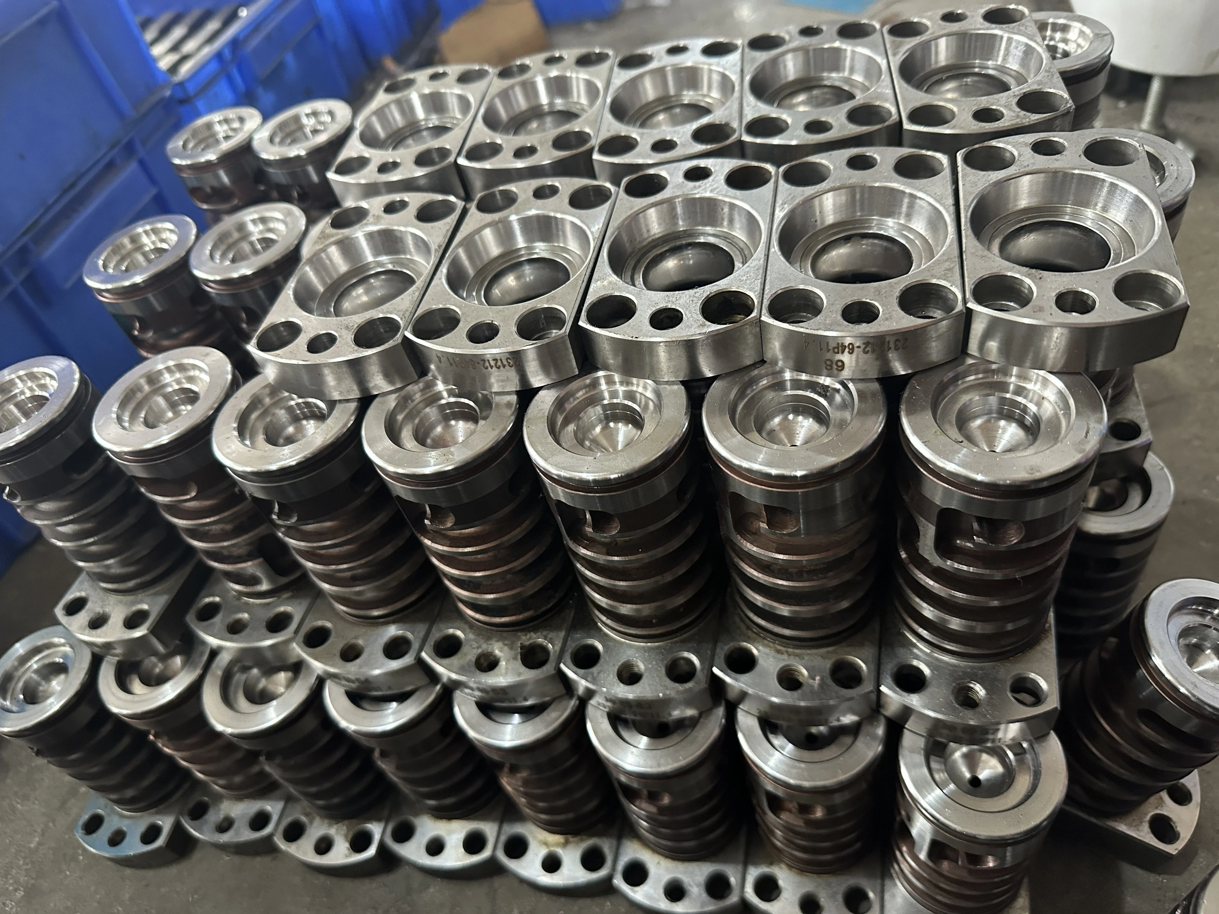 28mm pco1810 preform mold mould preform 24 cavity 28g pet bottle preform mold taizhou