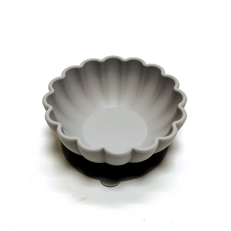 New Design Arrival Free BPA Manufacturer silicone with Suction Base Pumpkin Baby Feeding Bowl