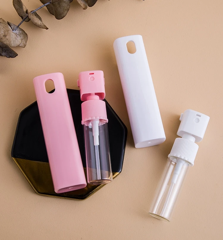 Toppic 10Ml Mini Square Black White Perfume Sprayer With Bottle Glass Bottle Plastic Cosmetic Alcohol Pen Pocket Sanitiser Spray