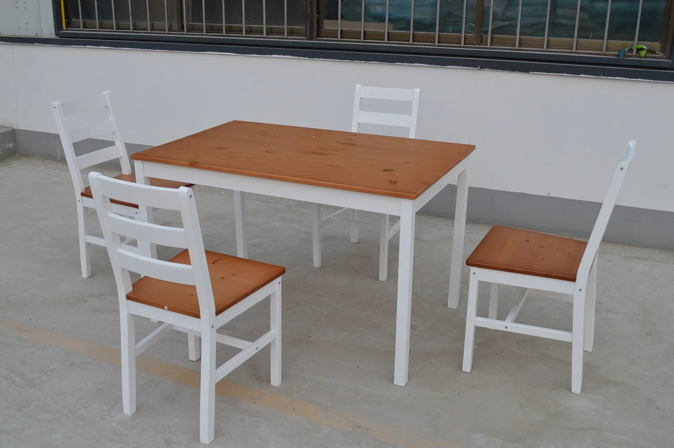  No. 2401 Dining Table & Chair Set 1 table 4 chairs Kitchen and Chairs set for