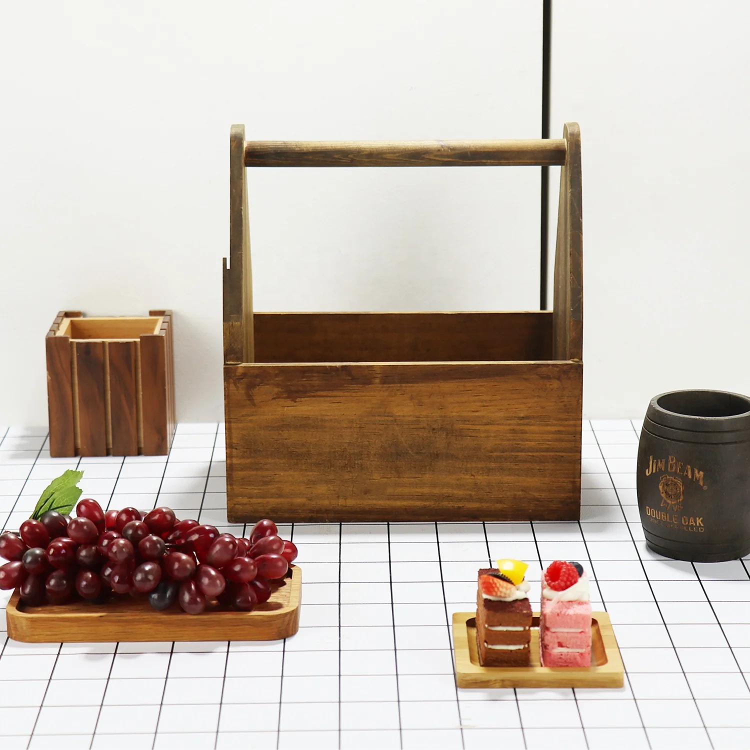 Wooden beer basket exquisite and retro restaurant bar household wooden wine rack