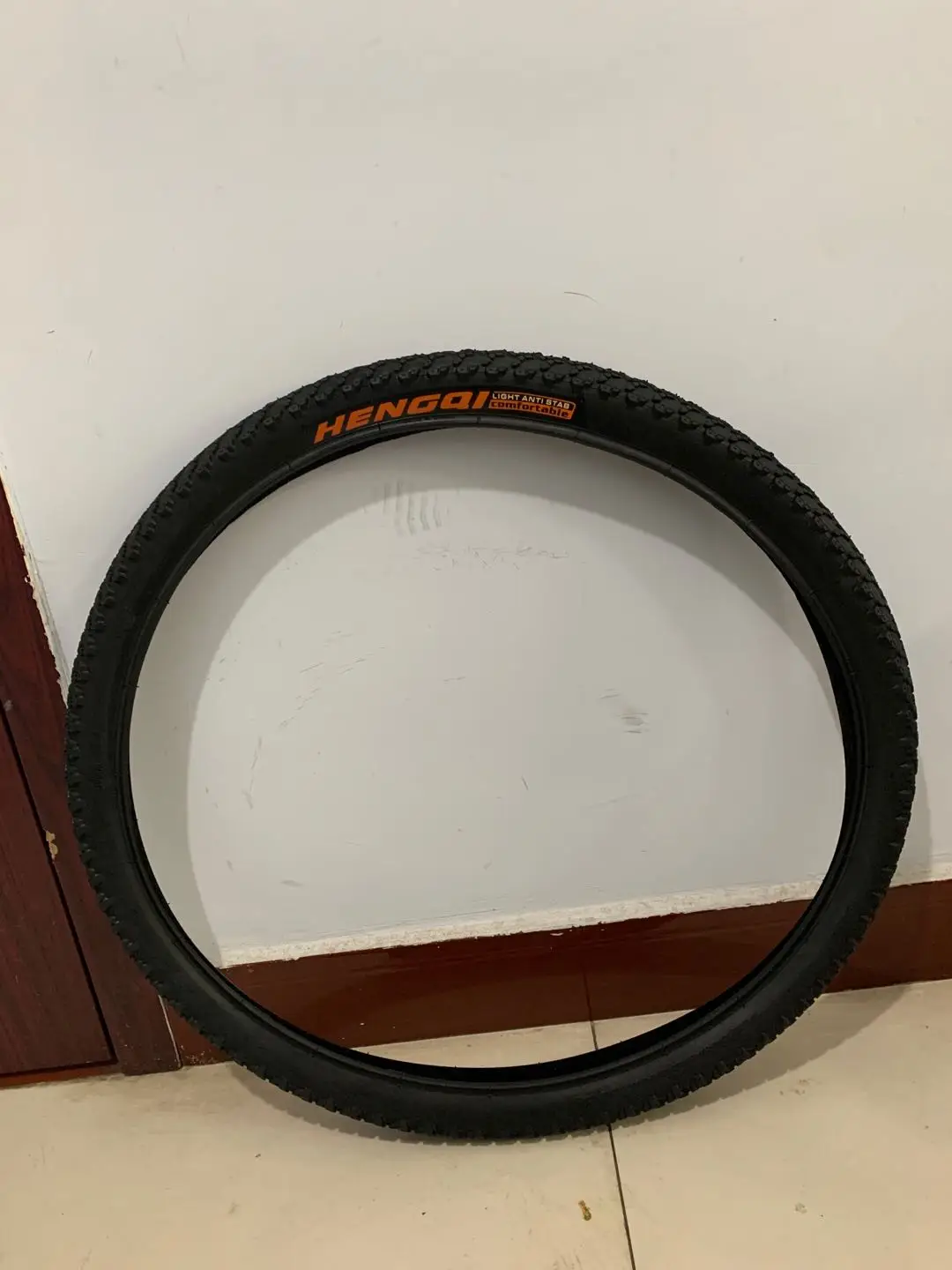 Low price sales MTB bike Tire 18/20/22/24/26 inch wear resistant 26 * 2.125 Mountain Bicycle tyre