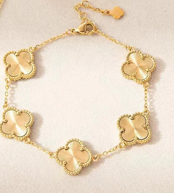 High quality recessed border gold four-leaf clover jewelry good luck personality fastness stainless steel jewelry