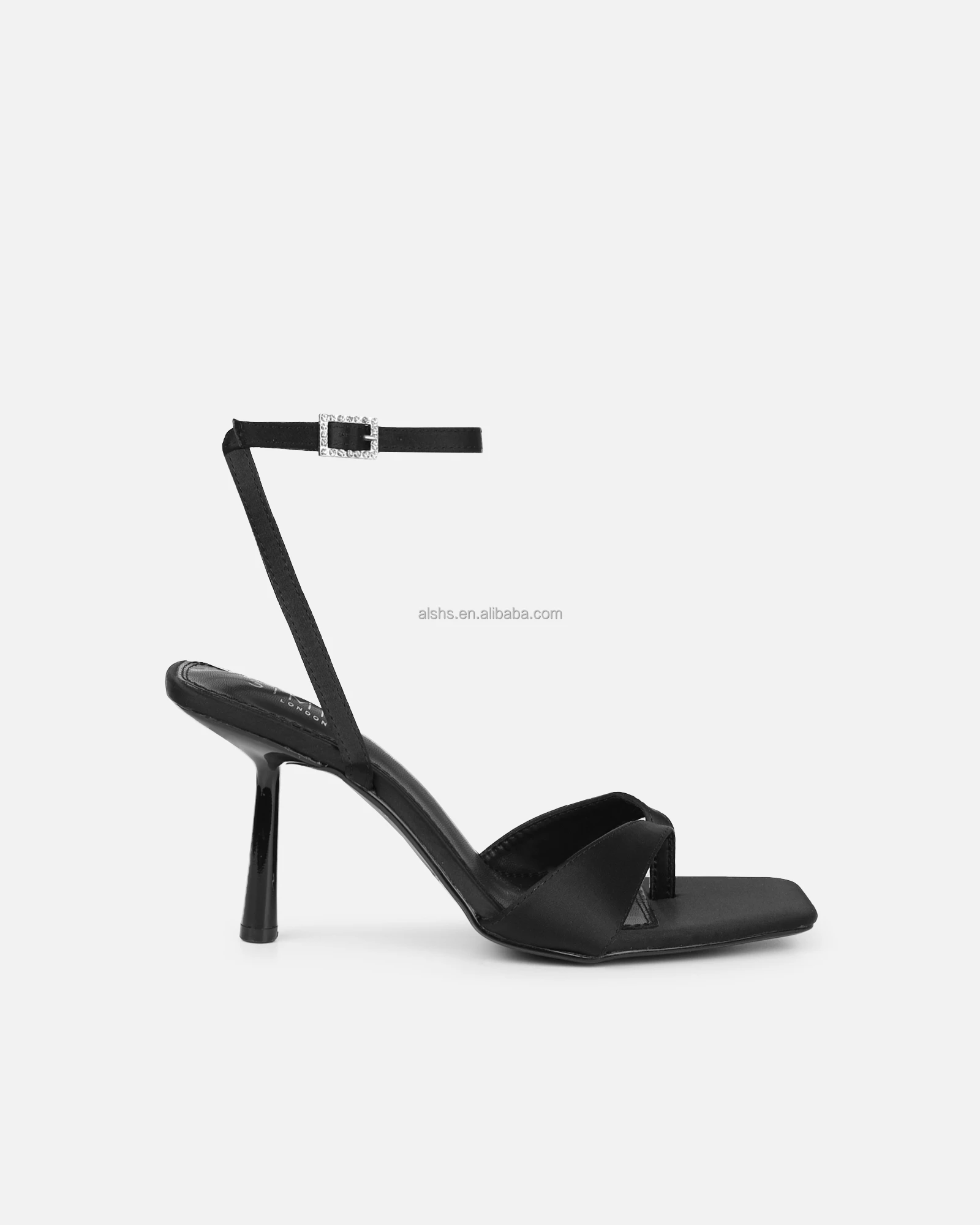 ebba-1-blk_satin_2.jpg