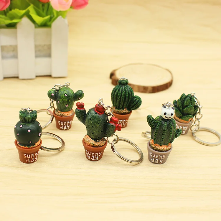 Promotional Gifts Cute Simulation Mini Plant Potted Cactus Resin Keychain Toys Keychain for Micro Landscape Ornament Decoration