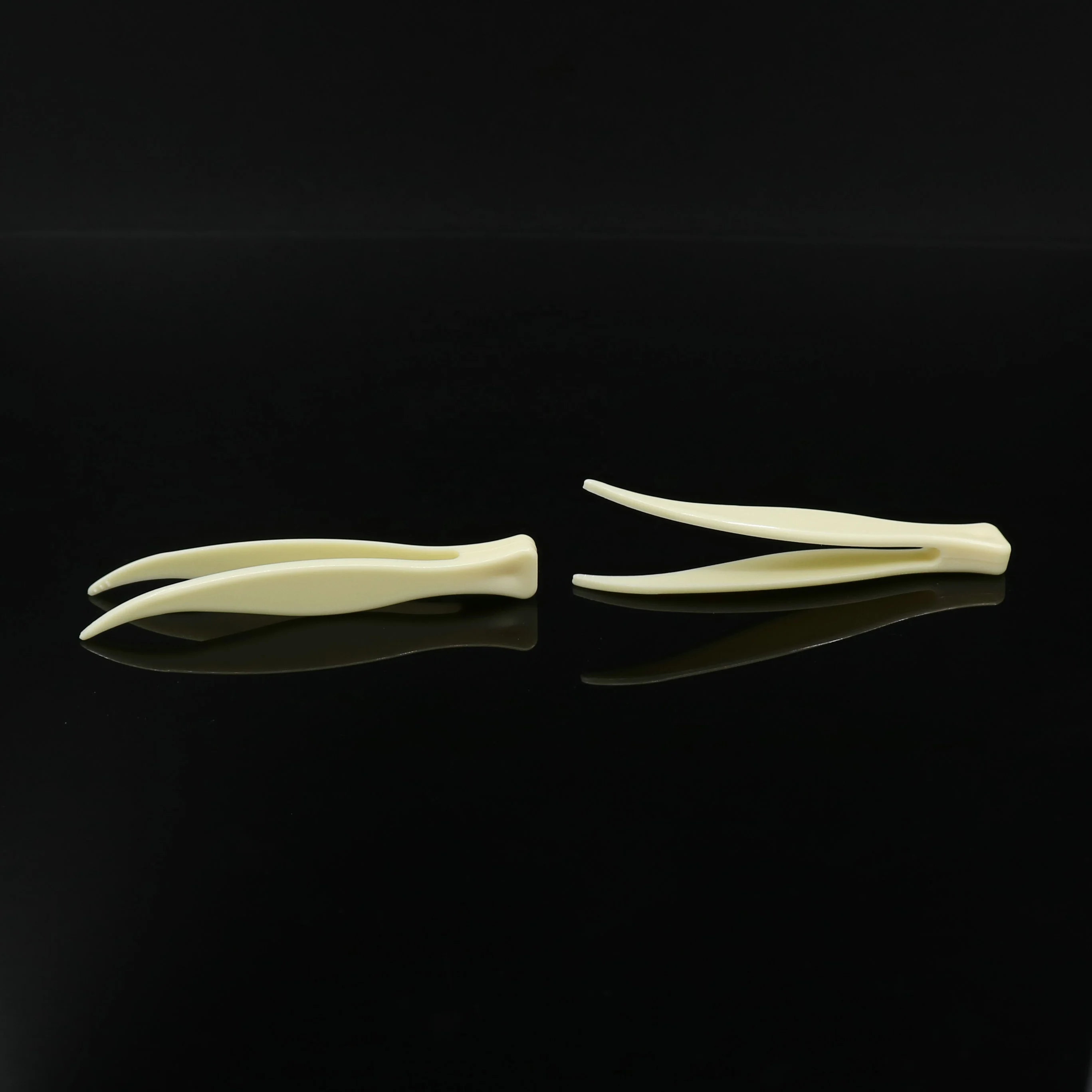 Disposable Plastic Tweezers Medical spoon for face care