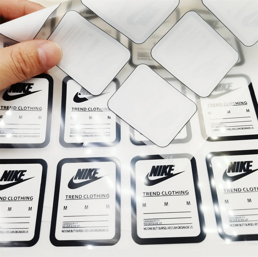 Печать на футболке, этикетка на шею, этикетки на одежду