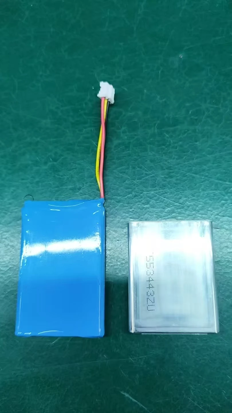 Rechargeable 3.7V 1000mAh Lithium Ion Battery Pack  5.6mm * 35mm * 48mm Size About   Use Sanyo Battery Cells