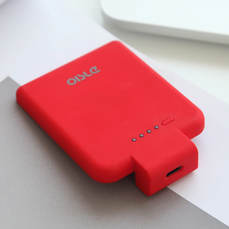 OISLE Hot Selling Battery Charging Case Palm Size Charging Case For iPhone 7/8/11