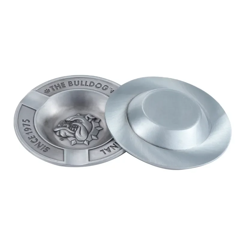 Wholesale Cheap Round Cigar Smoking Ashtray Custom Logo Cigarette Smoking Portable Metal Ashtrays