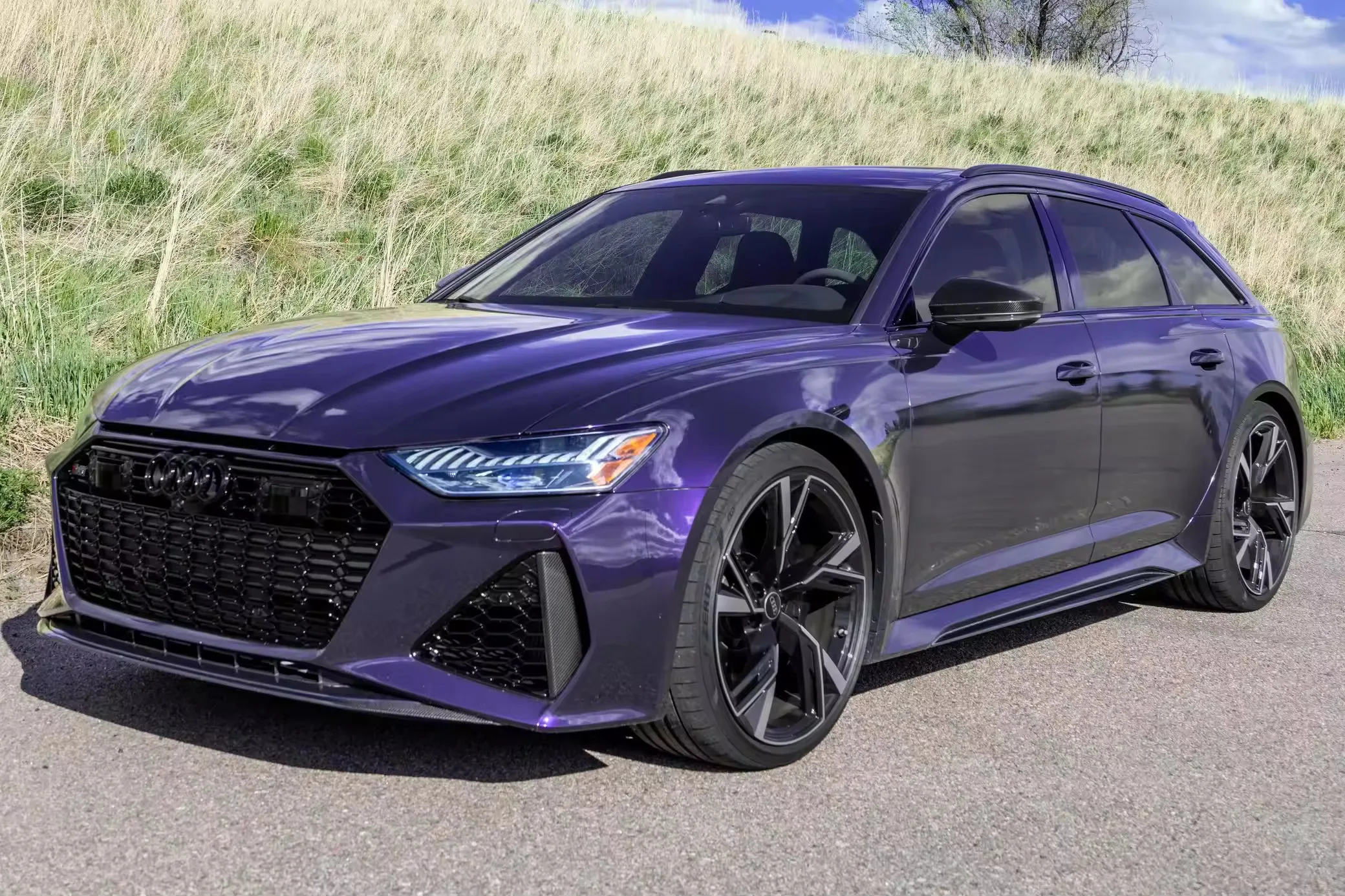 2022 Audi RS6 Avant Twin-Turbo V8 AWD Highly Equipped, RHD/LHD