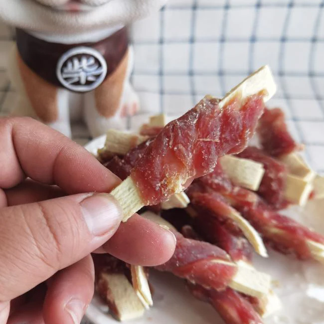 Wholesale Healthy Dog cat Treats and food Brightening hair for calcium Cod Slice Twined by Duck jerky Pet Snacks