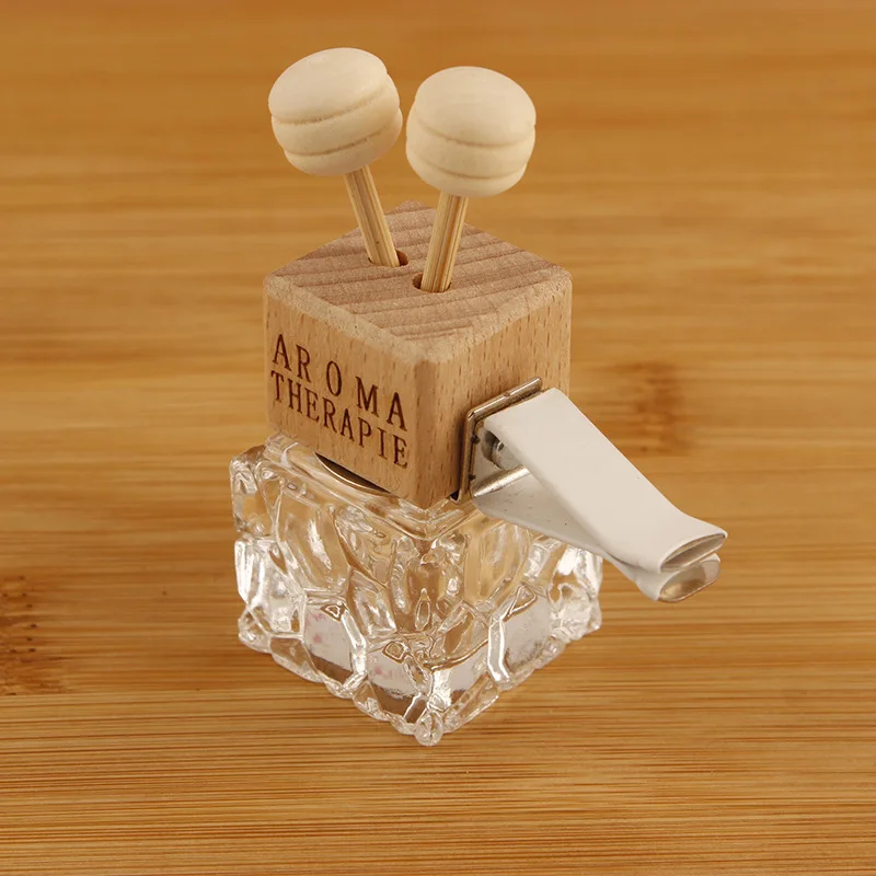 Car Air Vent 10ml Square Mini Glass Parfum Bottle Fancy Pendant Transparent Hanging Car Diffuser Bottle with Wooden Cap