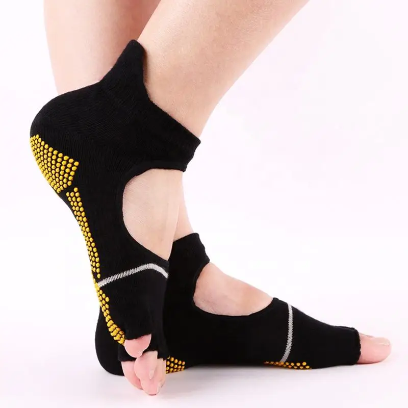 Wholesale Custom Logo Pilates Grip Socks Mens High Quality Cotton Toeless Anti Slip Yoga Socks