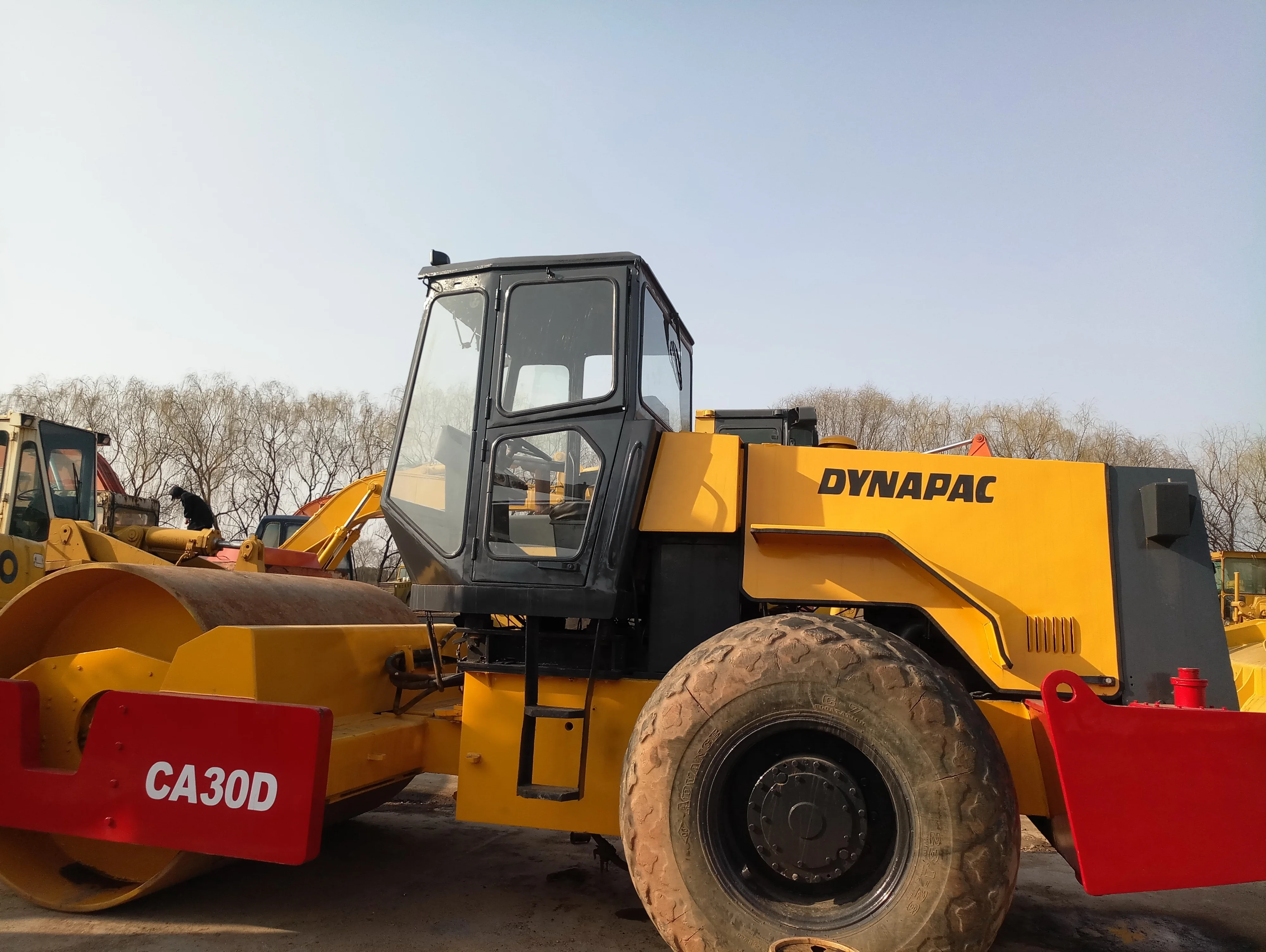 Used single drum steel wheel high power Dynapac CA30D road roller secondhand comfortable ride foundantion construction machine