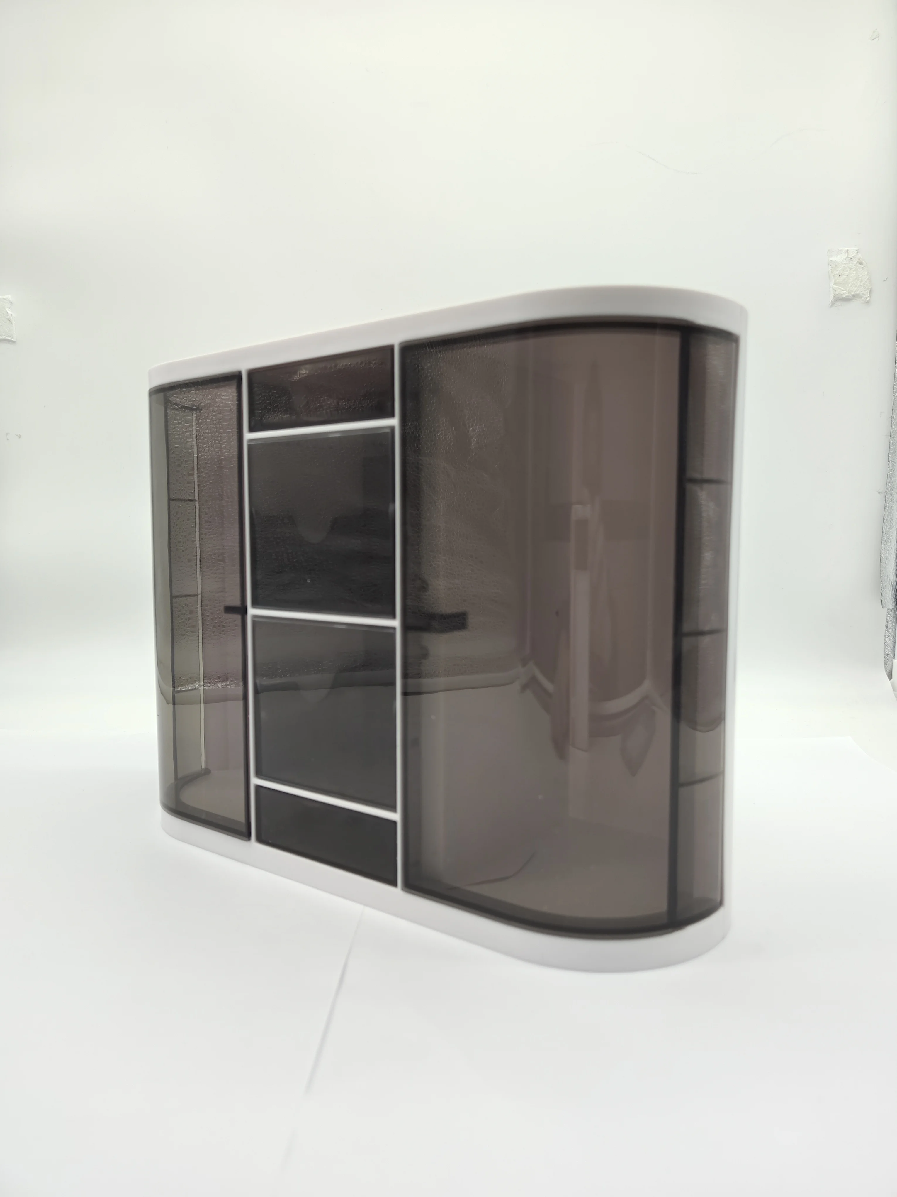 Save Space Cheap Price Small Items Drink Water Bottle Vending Machine for Hotel