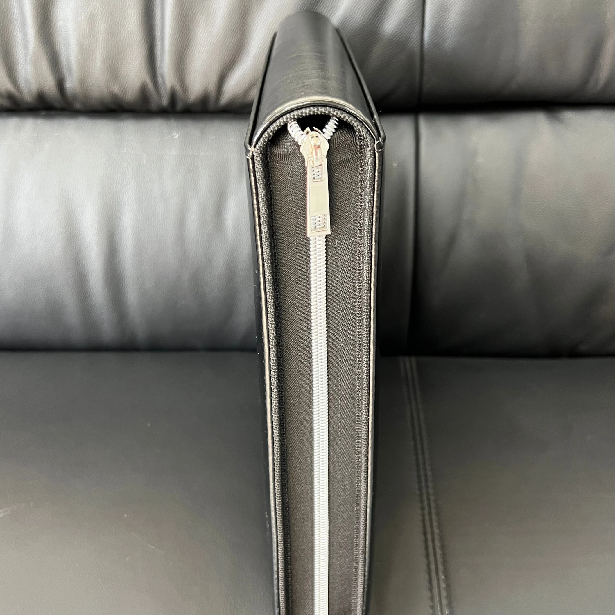 Customization your Valued toploader binder for Plastic Hard Baseball Card  252 large collection album