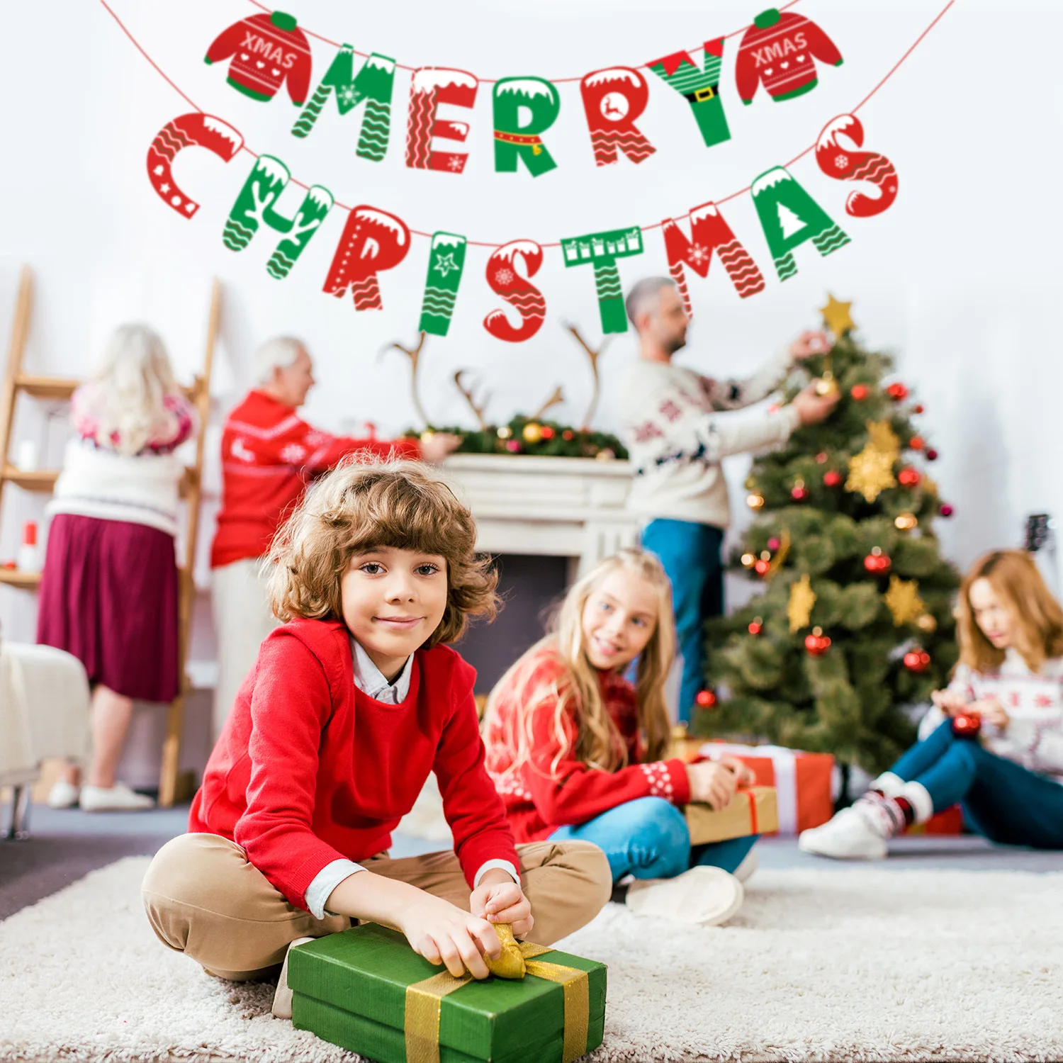 Wholesale Green Red Foil Balloon Tassel Tablecloth Happy Birthday Christmas Party Decoration Supplies Set