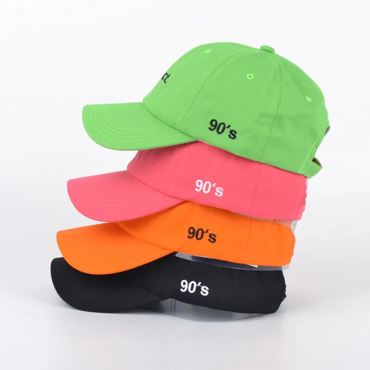 Индивидуальная вышитая шапка без минимального заказа