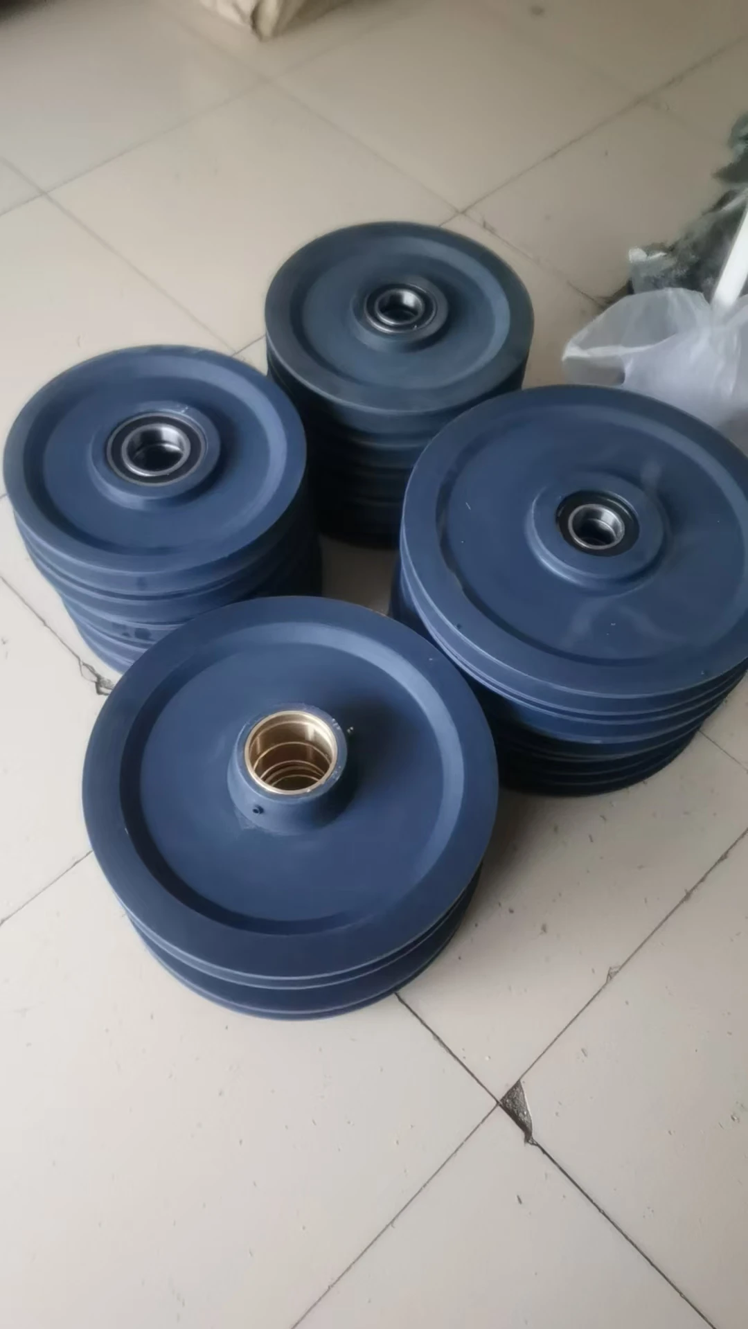 Tower Crane Wire Rope Pulley & Nylon Pulley of Crane ( 330*110mm with 6212 Bearing, 6.5kg)