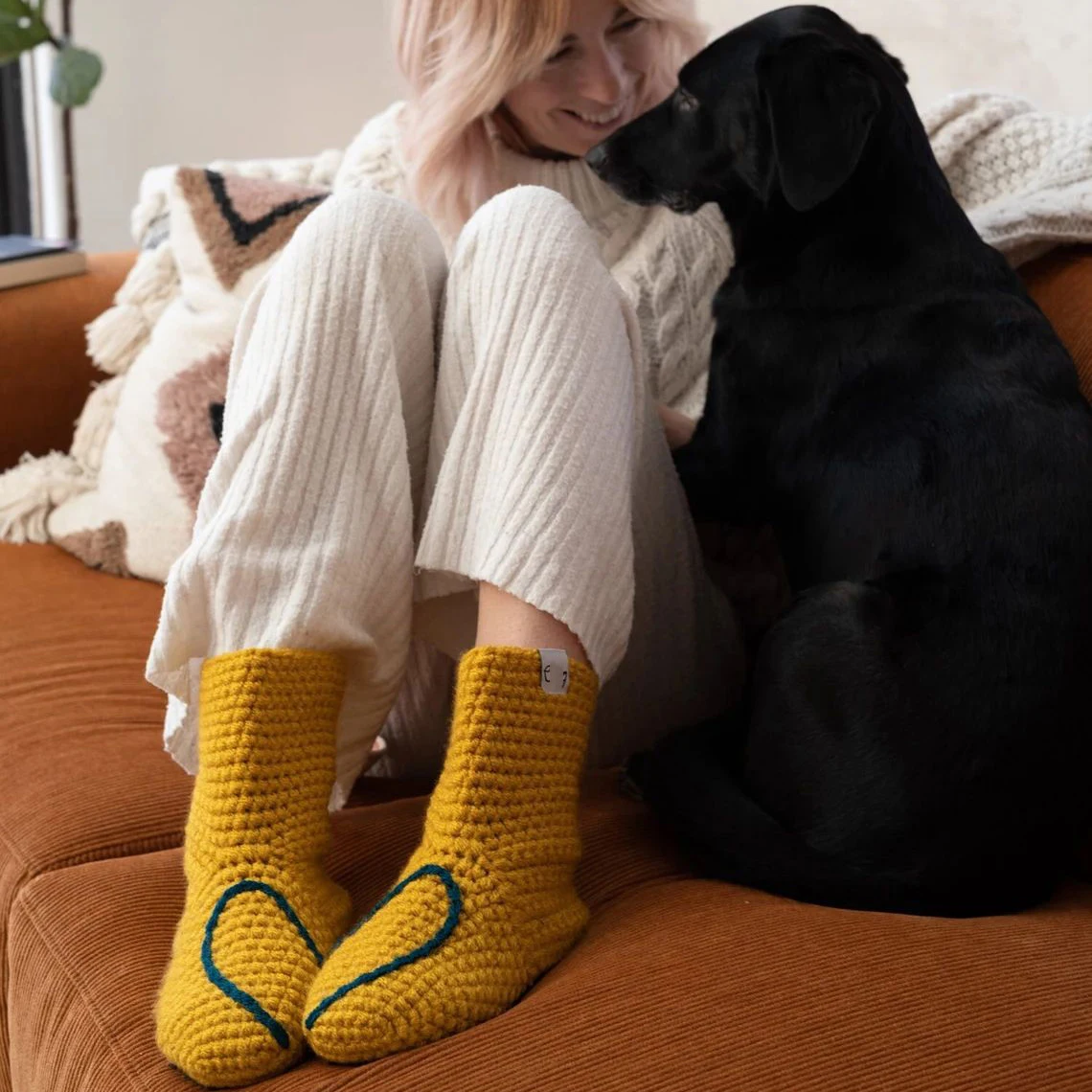 Y-Z Knit Women House Warm Floor Socks with Love Heart Design Slipper Socks