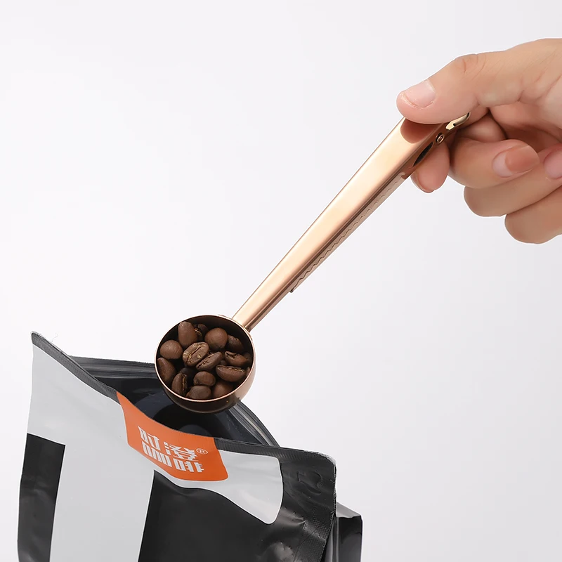 Amazon hot sale kitchenware gadgets  double-duty  stainless steel measuring coffee scoop  with clip
