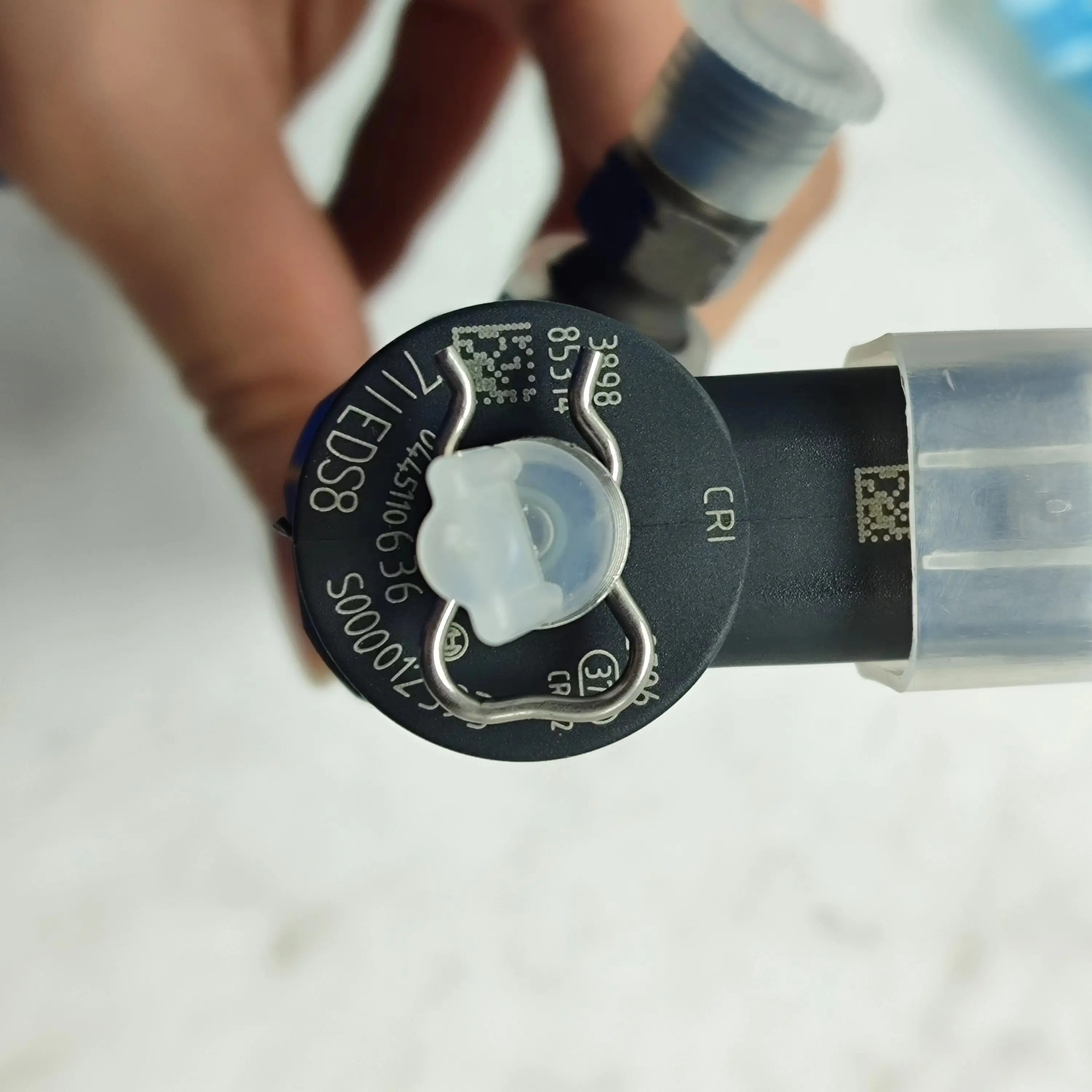 SAIC MAXUS V80 Fuel injector assembly C00069125 0445110636