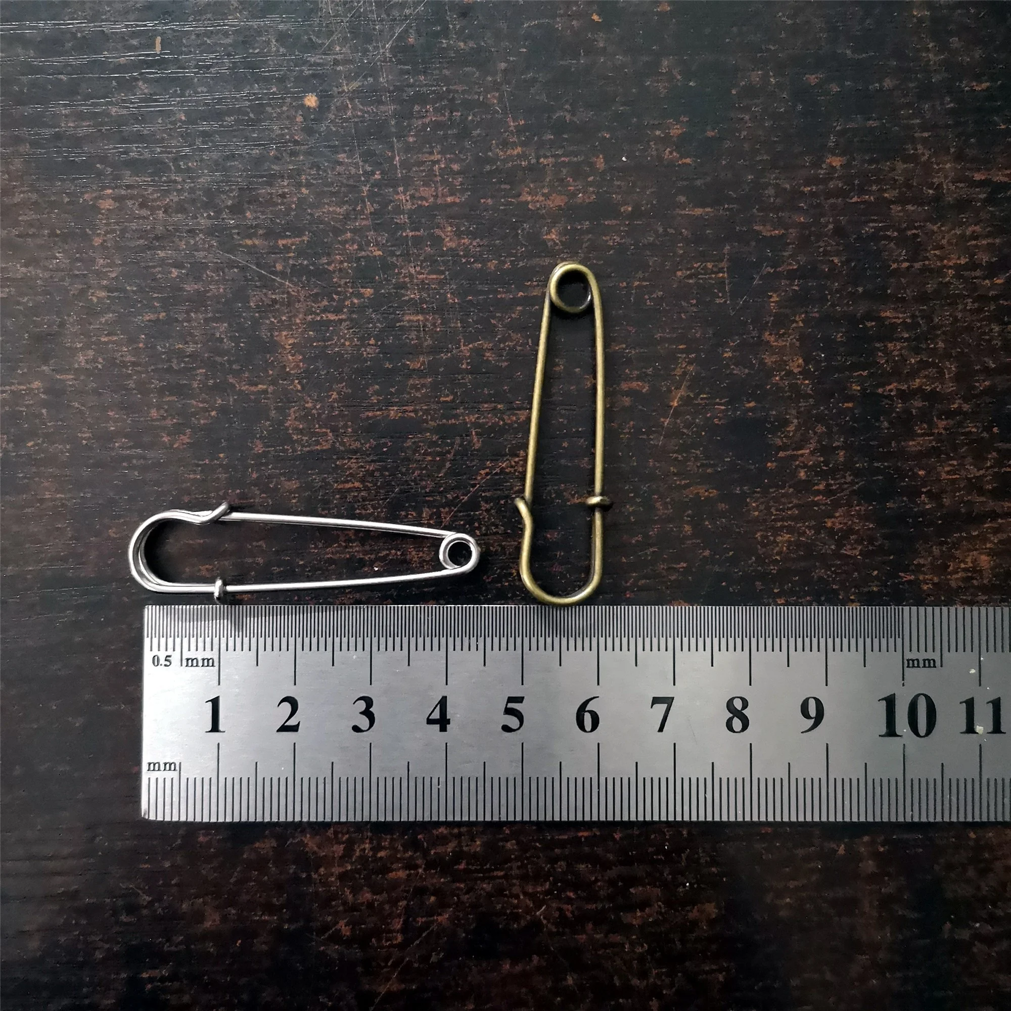 Wholesale Gold Safety Pin Rose Gold Gun Black High Quality Shiny Surface Brooch Pin for Cloth Findings