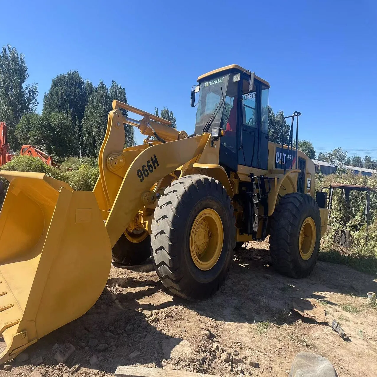 Used Excvavator machinery Front Wheel Loader CAT 966H original Japan made Front wheel loader caterpillar machinery CAT 966H