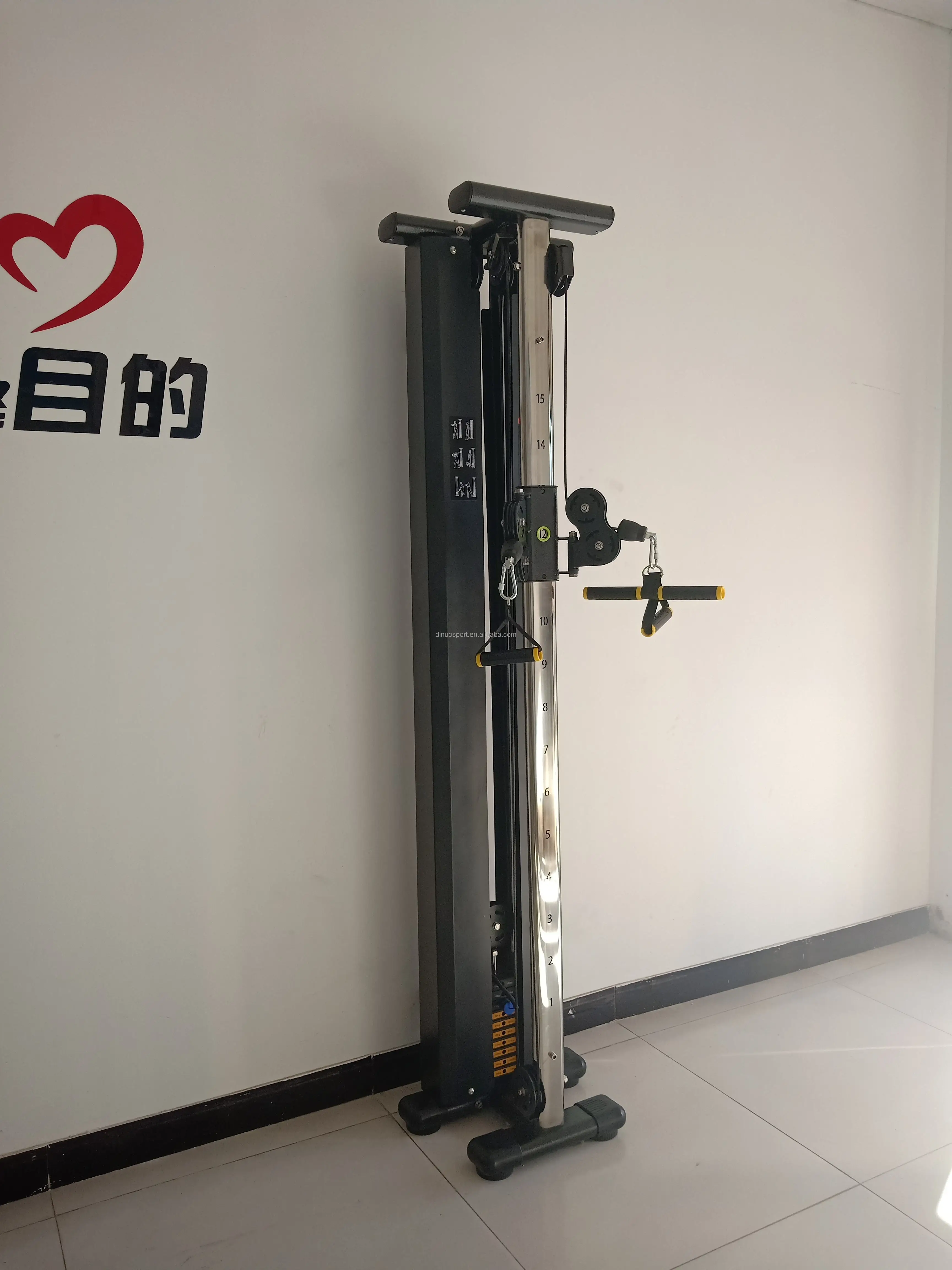 Multi-Function Commercial  Wall Cable Mounted Cable Fly Machine  Lat Pull Down Machine for Strength Training
