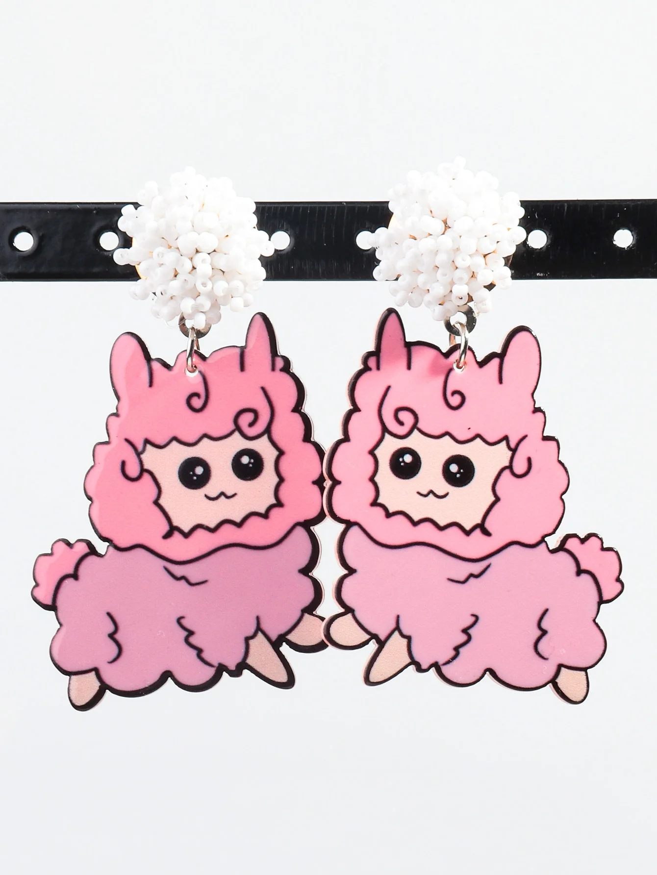 New Boho White Rice Beads Handmade Jewelry Anime Cartoon Sheep Party Gift Cute Pink Lamb Acrylic Drop Earrings for Women Girls