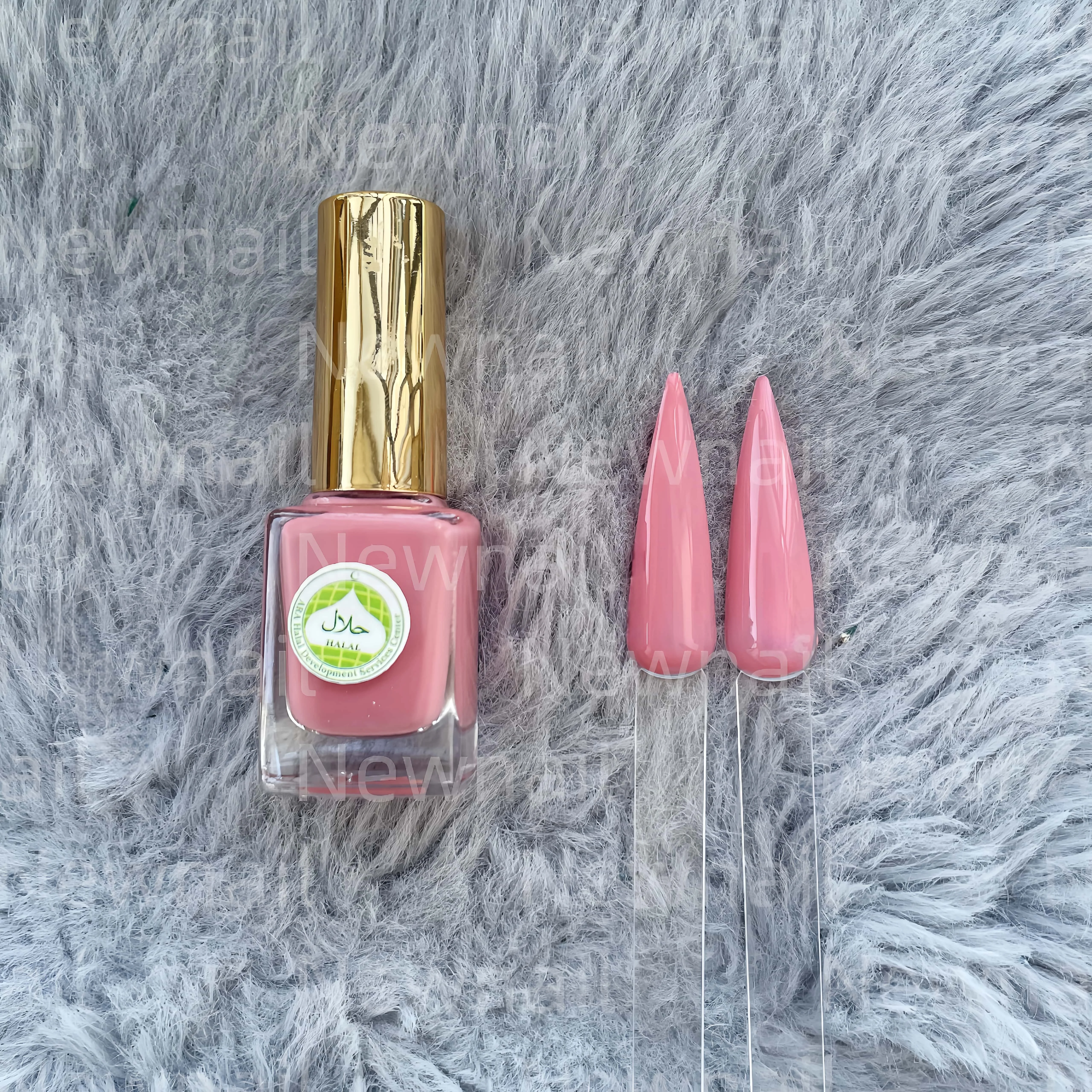 Water Based Halal Nail Lacquer Breathable Permeable Long Lasting Low Odor High Pigment 135 Colors Nail Polish