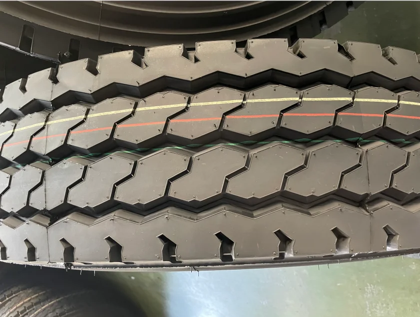 11.00R20 Linglong truck tire