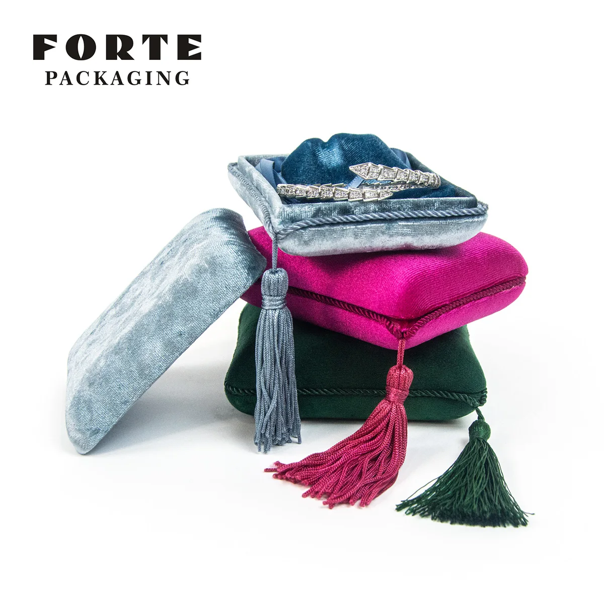 Custom LOGO pendant cox Travel Jewelry Packaging Velvet Pouch Bag Gift Box Set Velvet Tassel Jewelry Box