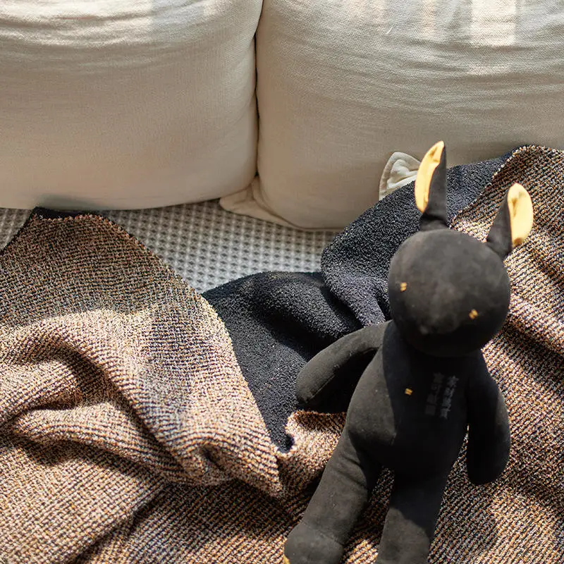 100% Polyester Microfiber Cradily Plush Decor Knitted Throw Blanket Wholesale