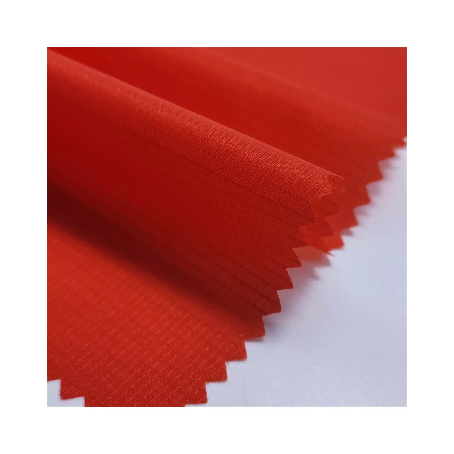 Китай, клетчатая эластичная плиссированная сетчатая тюль, металлические атласные ткани для продажи