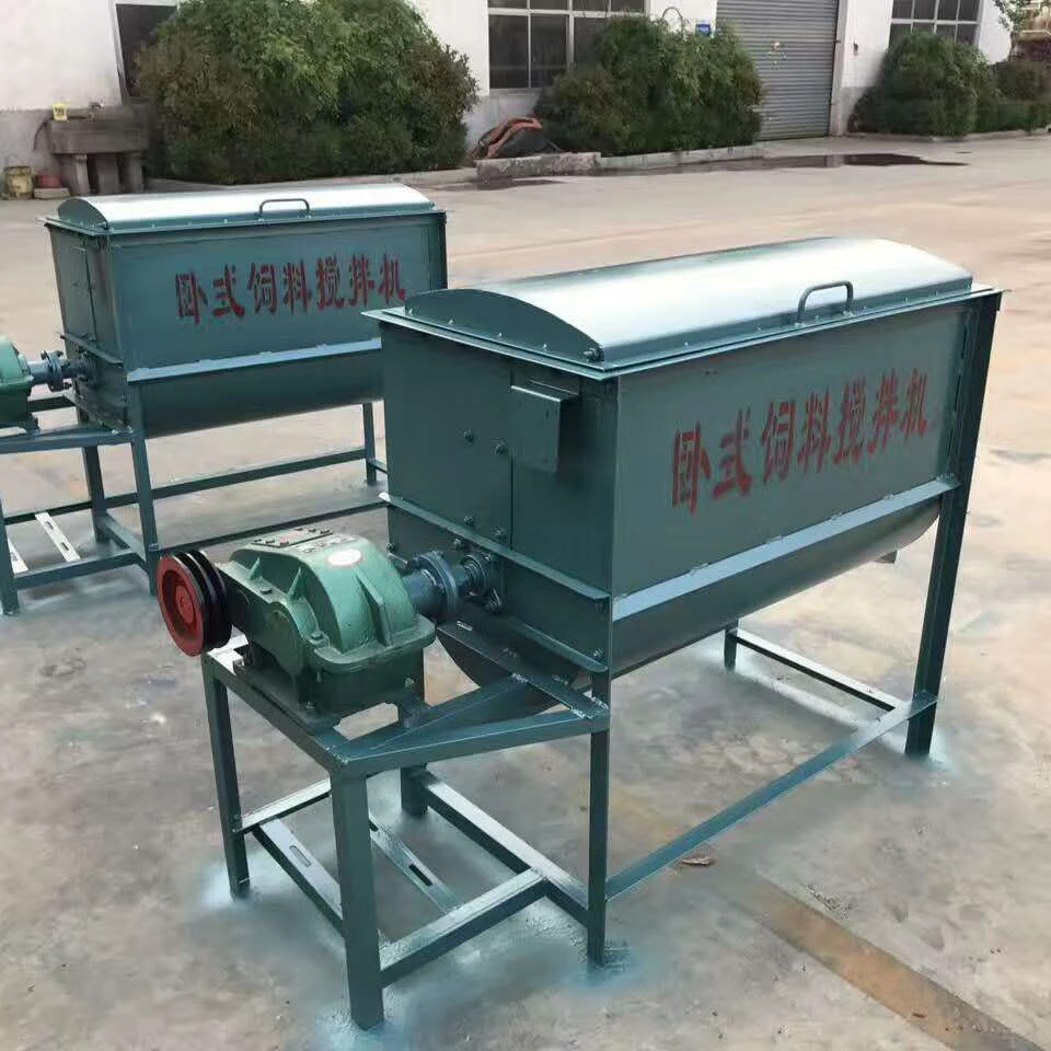 Horizontal Poultry Chicken Pellet Maker Machine Feed Grinder Mixer and Crusher Machine for Animal Feed