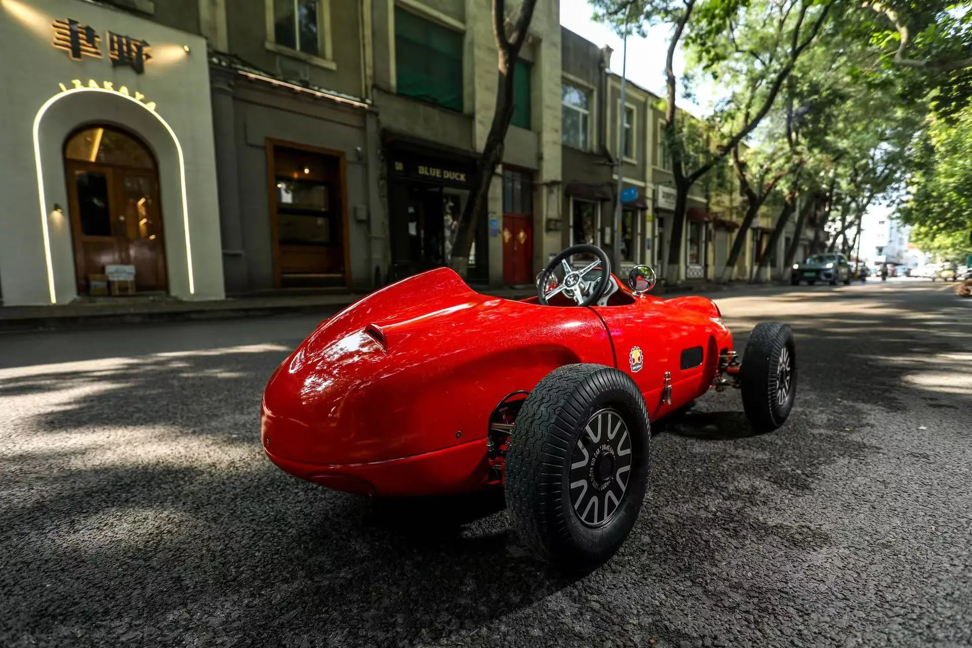 Оптовая Продажа с фабрики хорошее качество 700 Вт W196R Электрический ретро детский автомобиль для продажи