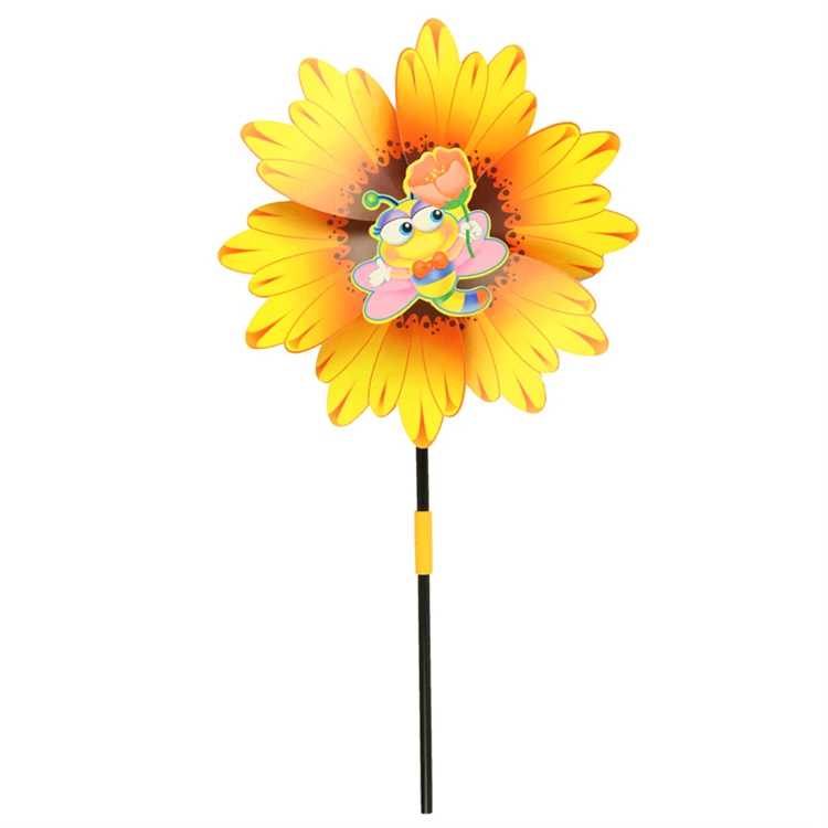 The new flower-shaped windmill, a small windmill for children to hold toys and activities to give gifts, decorations