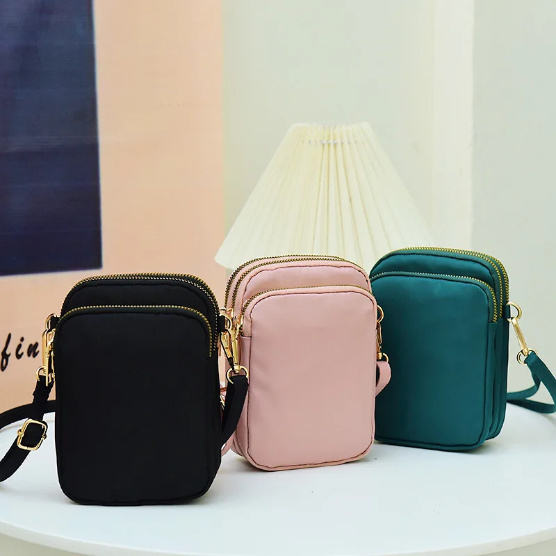 2024 Fashion Ladies Mobile Phone Bag Waterproof Nylon Key Holder Sling Bag Small Plain Crossbody Phone Bag for Mobile Phone