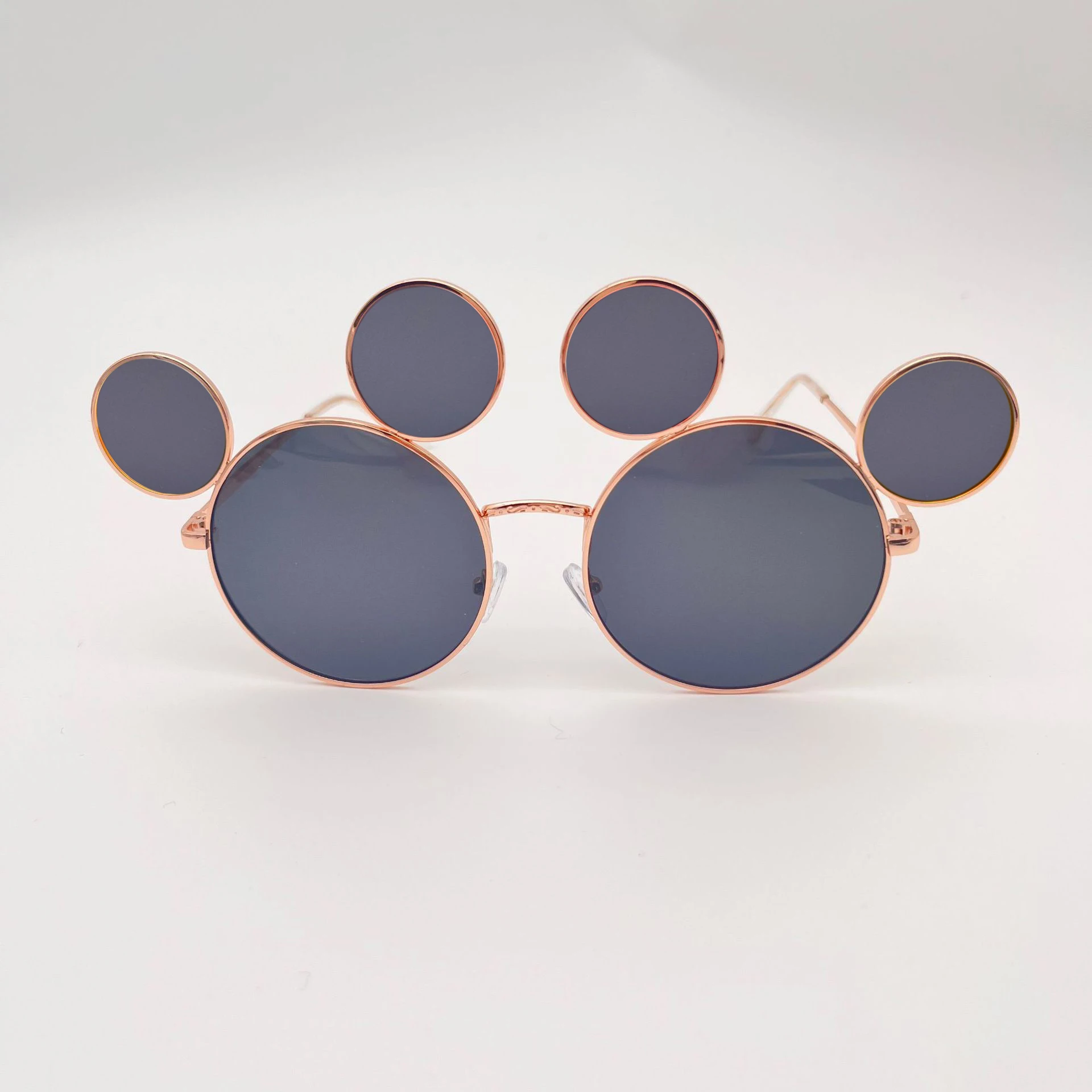 New Fashion Big Square Light Frame UV Protection High Level PC Ladies Retro Personality Designer Women Sunglasses