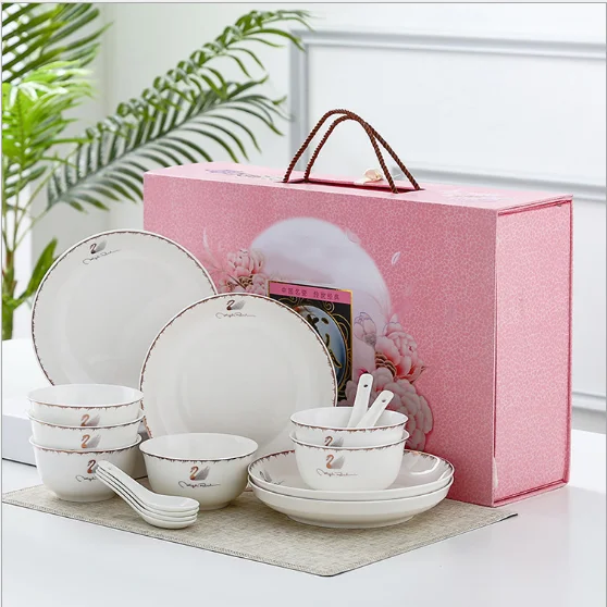 Luxury white porcelain Dinnerware set dessert plate with gold rim china plates for wedding party gift