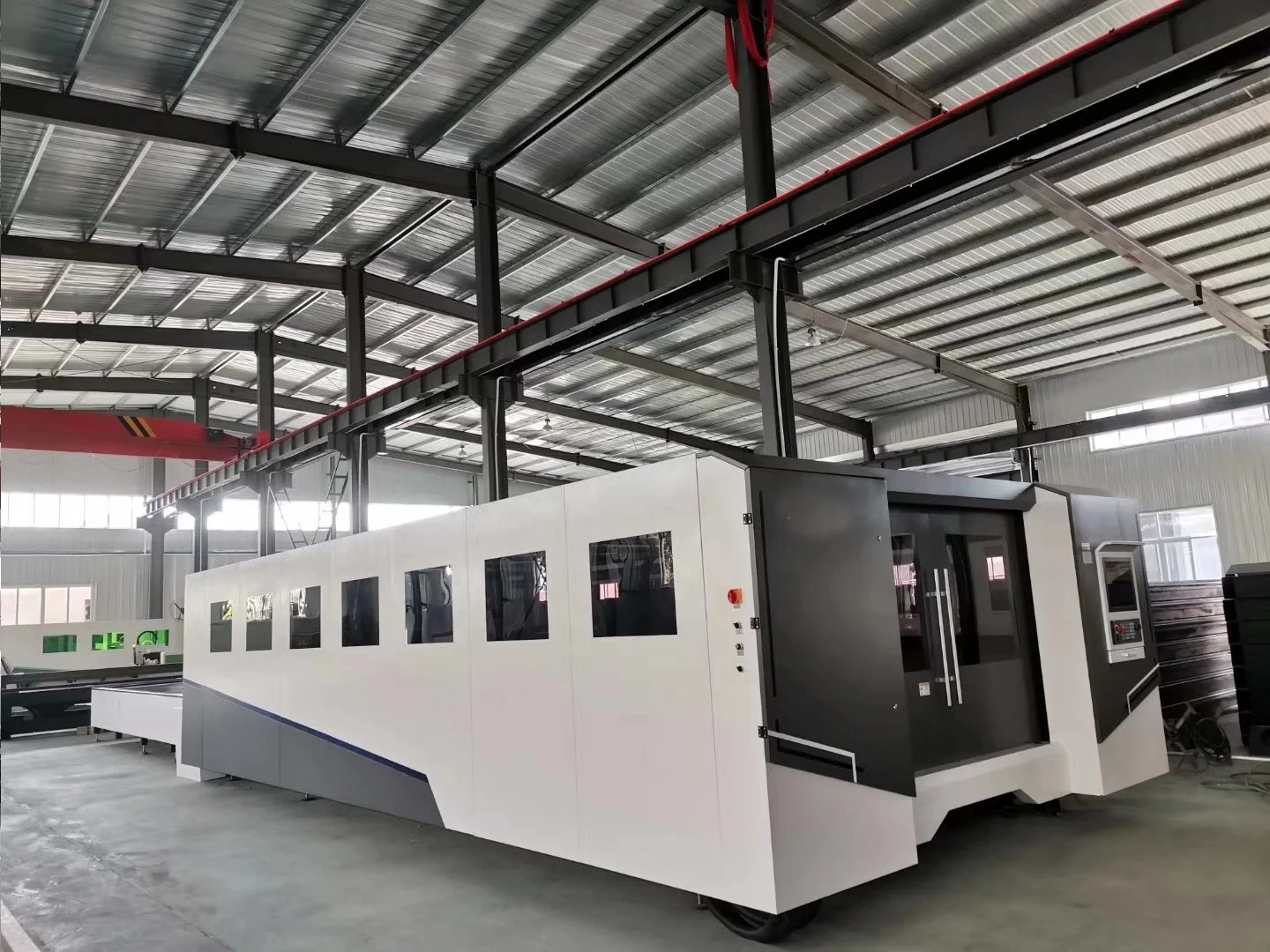 3Kw 6Kw 12Kw 20KW metal working laser cutter with protect cover